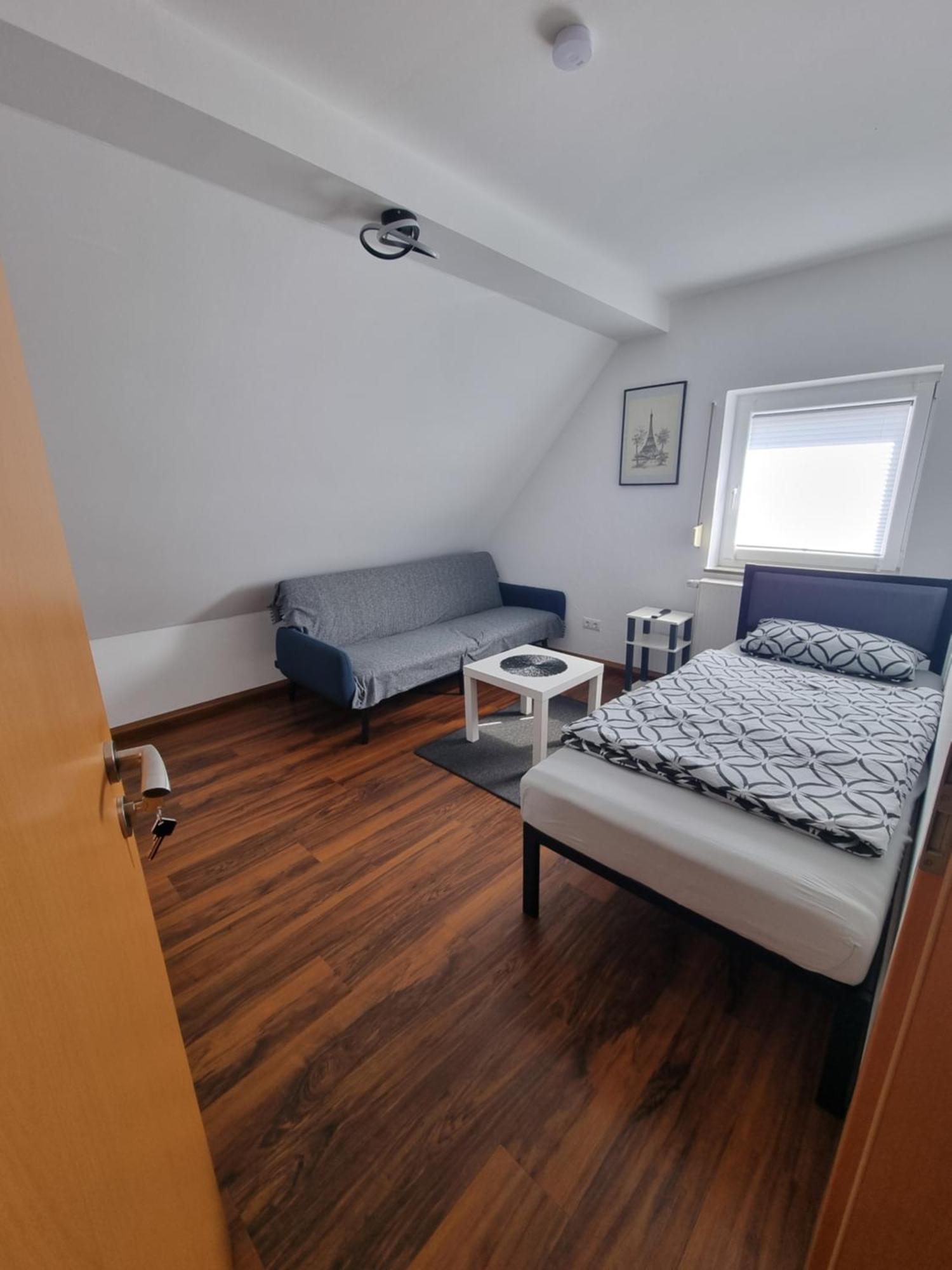 1-2 Personen Zimmer In คาสเซล ภายนอก รูปภาพ